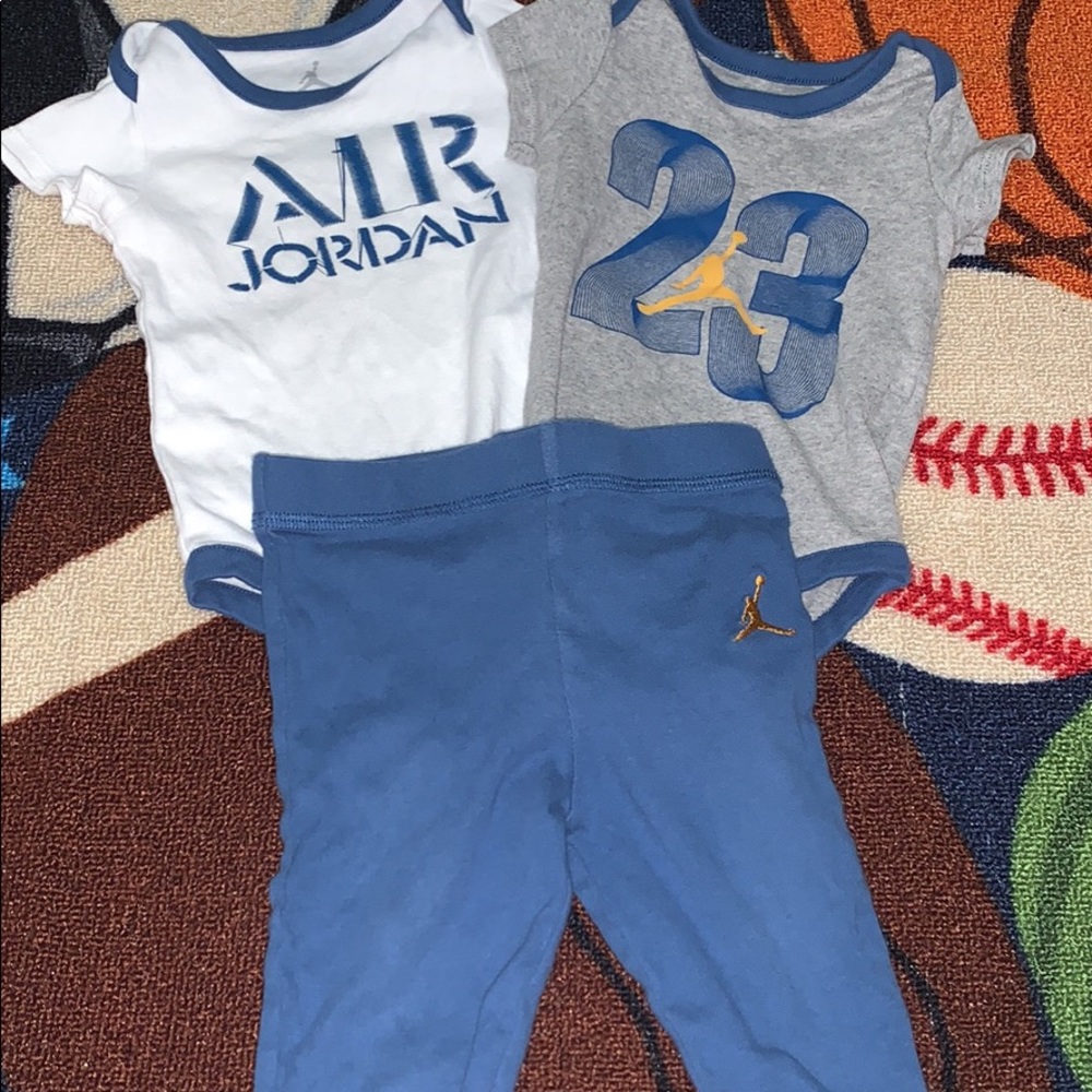 9-12 month Jordan set
